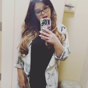 Meet your Posher, Hillary